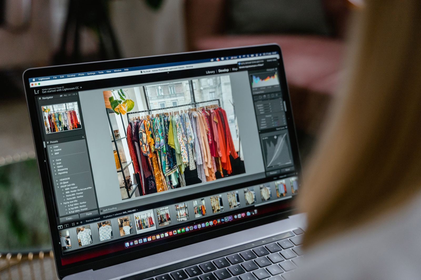How to Make a Wedding Slideshow (Step by Step Guide for 2026)- Featured Shot